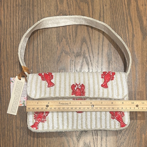 Lobster Beaded Bag — beige and white Viral TikTok - Picture 6 of 7